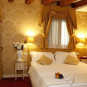  Apartment Casa Dei Cavalieri Italy