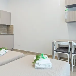 Devon Metro Studio Apartamento