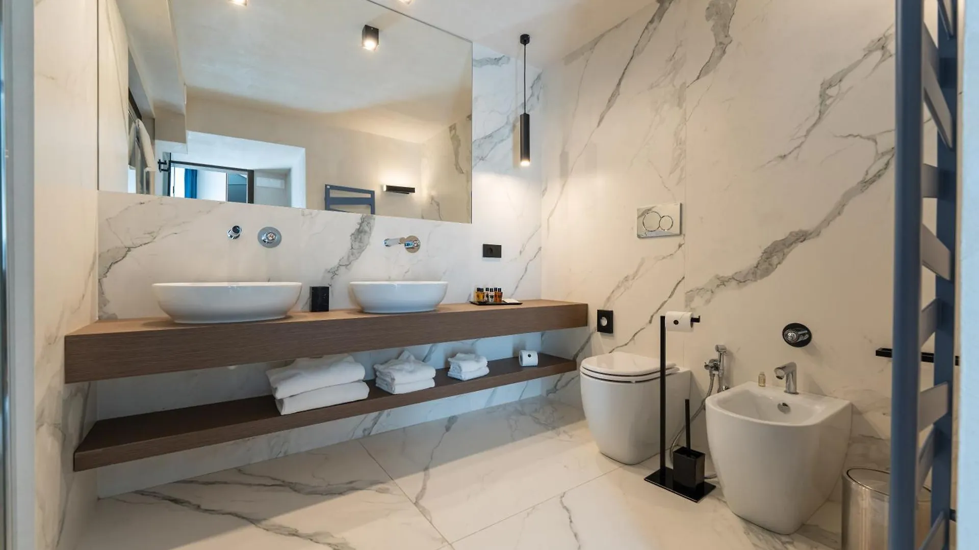 Agra Suites Neapel Italien