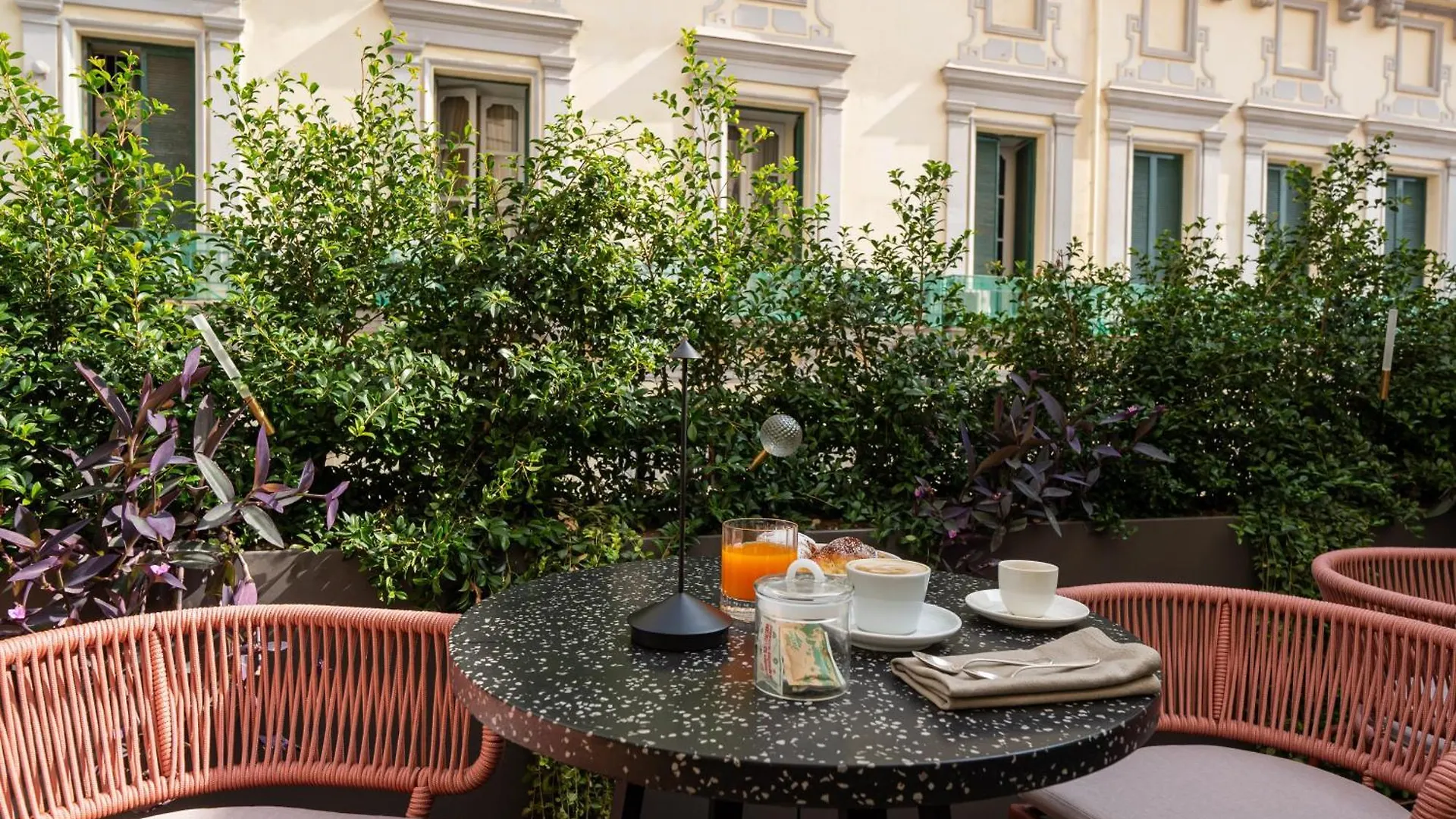 Agra Suites Neapel
